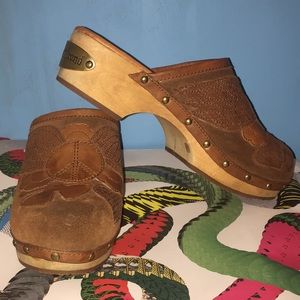 Lucky Brand Hippie Clogs